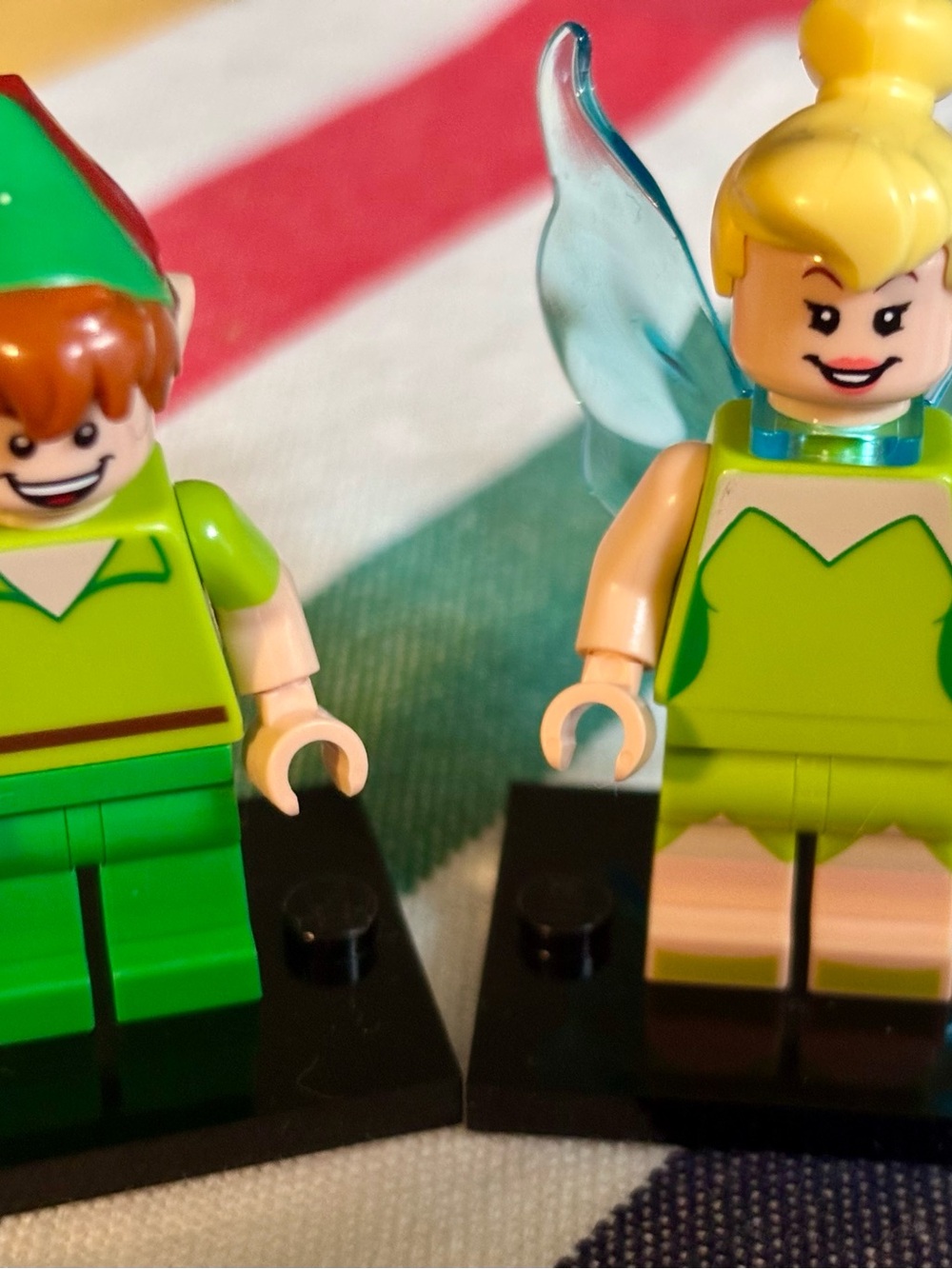 DUO: LEGO DISNEY "Peter Pan & Tinker Bell" Minifigures. BOTH LIKE NEW CONDITION!